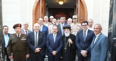 زيارة محافظ الشرقية للأخوة المسيحيين احتفاءً بعيد القيامة