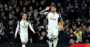 كولو مواني يقود توتنهام في مواجهة سندرلاند بالدوري الإنجليزي