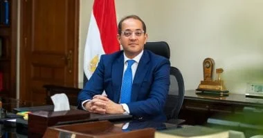 وزير المالية يطلق مبادرة لترشيد استهلاك الكهرباء