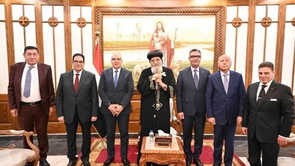 استقبال البابا تواضروس لوزراء ومحافظ القاهرة بعيد القيامة