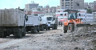 رفع 15 ألف طن من المخلفات في البحيرة