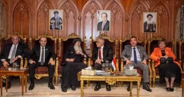 تهنئة جامعة طنطا للأنبا بولا بعيد القيامة المجيد