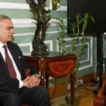 وزير الخارجية يستقبل رئيس اللجنة الوطنية لشؤون اللاجئين