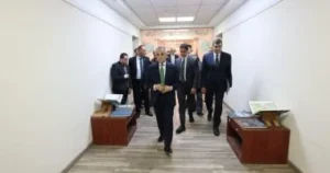 وزير العدل يباشر عمله من مركز الدراسات القضائية