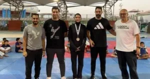 تهنئة وزير الرياضة لسلمى محمد عصام ببرونزية التايكوندو