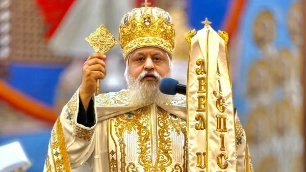 الأنبا ميخائيل يترأس قداس عيد القيامة بحلوان