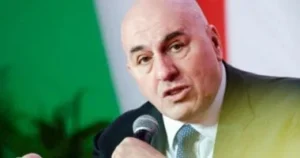 إيطاليا ترفض طلبات أمريكية لعبور أجوائها