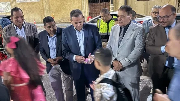 رئيس مدينة الأقصر يشارك الأقباط احتفالات عيد القيامة