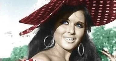 سعاد حسني تكشف سر أغنية "الدنيا ربيع" في تسجيل نادر