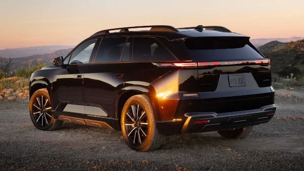 سوبارو تقدم سيارة Getaway الكهربائية الجديدة