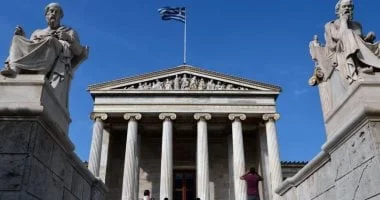 اليونان تطلق وحدة لمكافحة جرائم الفن والاتجار بالآثار