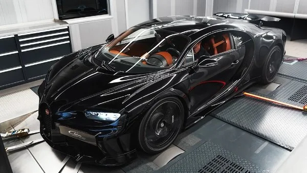 بوجاتي شيرون Super Sport: أداء مذهل وتصميم فائق