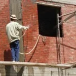 وقف الدعاوى القضائية لمخالفات البناء حتى البت في الطلبات