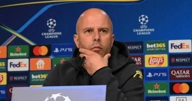 سلوت: على ليفربول استعادة شخصيته أمام باريس سان جيرمان