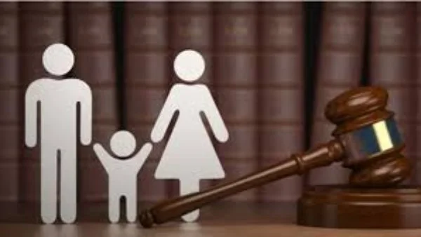 قانون أحوال شخصية متوازن يضمن حقوق الأب ويحمي الطفل