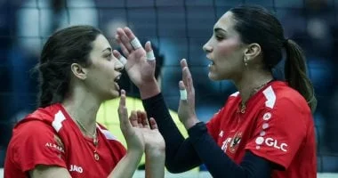 الأهلي يتصدر المجموعة الأولى في البطولة الأفريقية للكرة الطائرة