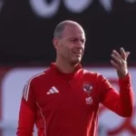 الأهلي يستبعد صفقات أجنبية لتعزيز الدفاع في الصيف