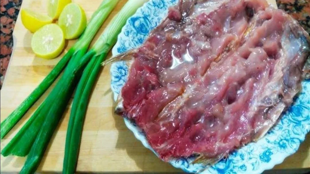 حكم تناول الفسيخ والرنجة في شم النسيم