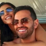 ريم سامي تتألق على يخت مع زوجها محمد المغازي