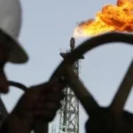 النفط يتجاوز 100 دولار للبرميل مجددًا