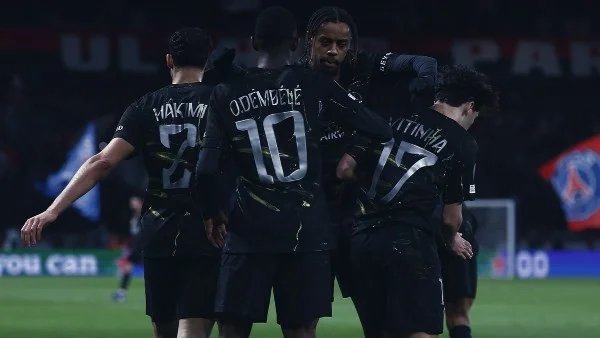 قائمة باريس سان جيرمان ضد ليفربول في دوري أبطال أوروبا