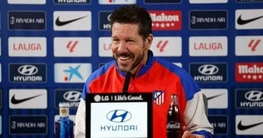 سيميوني: تركيزنا على التأهل أمام برشلونة بلا جدل تحكيمي