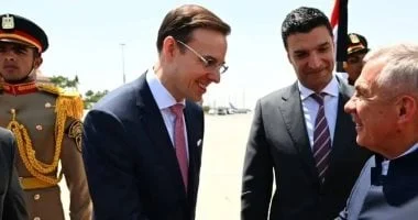 رئيس جمهورية تتارستان يصل مصر لبحث علاقات التعاون