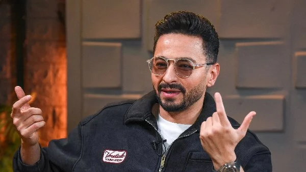 رسالة إنسانية من حمادة هلال إلى شيرين عبد الوهاب