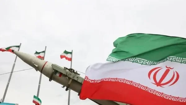 دعم الحصار الأمريكي على إيران بـ 15 سفينة حربية