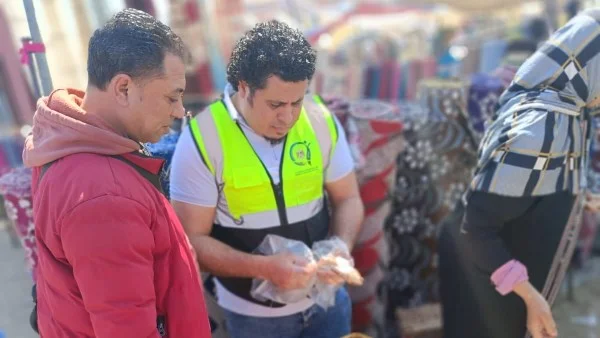 إعدام 365 كجم من الأسماك المملحة الفاسدة بالإسماعيلية