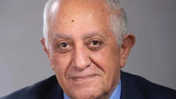 لميس الحديدي توجه رسالة إنسانية إلى حسن المستكاوي