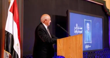 حسن المستكاوي يتحدث عن دروس فهمي عمر