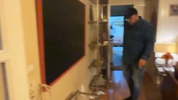 سيدة من الإسكندرية تتهم زوجها بالخيانة في بث مباشر