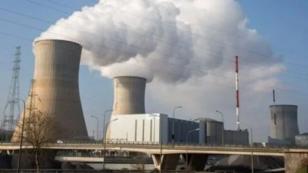 إيران تحذر من مخاطر قصف محطة بوشهر النووية