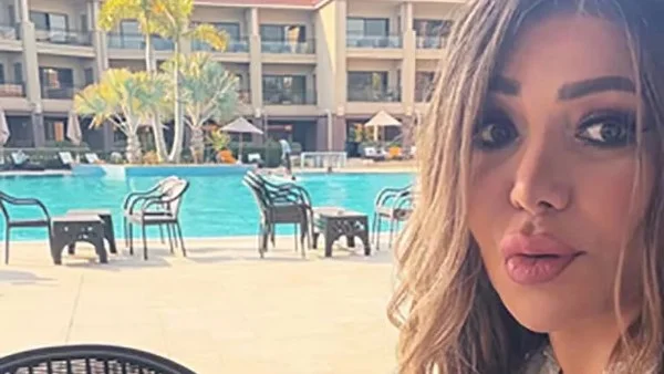 لقاء سويدان تحتفل بشم النسيم مع الفسيخ