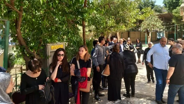 تشييع جثمان والد زوجة الفنان سيد رجب