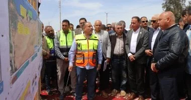 وزير النقل يتفقد طريق بئر العبد في شمال سيناء