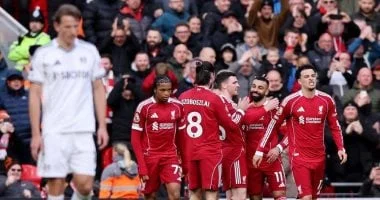 إنجاز غير مسبوق في مواجهة ليفربول وباريس سان جيرمان