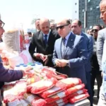 محافظ الغربية يتفقد سوق اليوم الواحد بسبرباي
