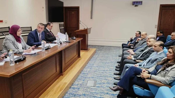 اجتماع موسع لتقييم المبادرات الصناعية المصرية