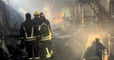 حريق مصنع الأحذية في الزاوية الحمراء: أسباب وإصابات