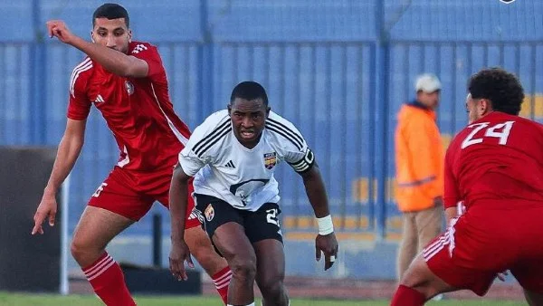 مشادة كلامية بين قائد مودرن سبورت وحكم المباراة