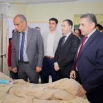 محافظ كفر الشيخ يزور الفتيات المصابات في حادث سير