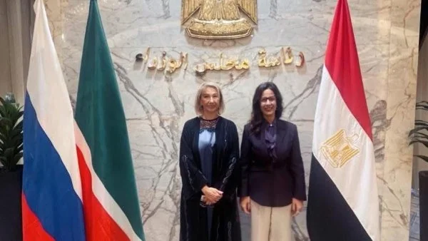 وزيرة الثقافة تهنئ نظيرتها في تتارستان باختيار كازان عاصمة للثقافة الإسلامية