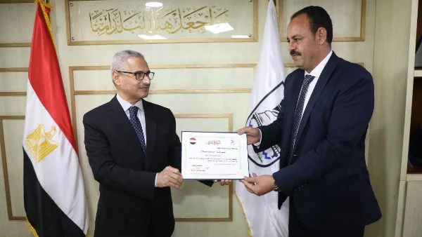 تكريم متميزات من القيادات والعاملين في بني سويف