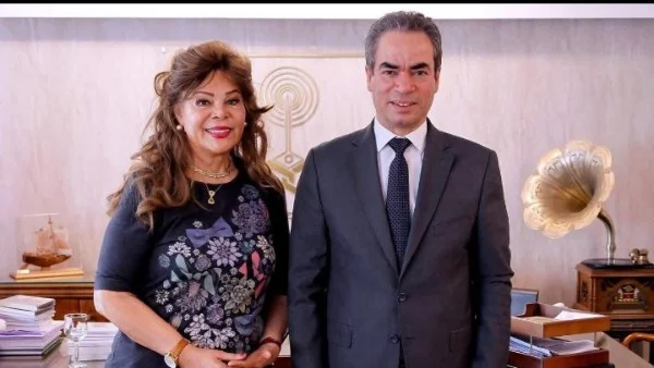 صفاء أبو السعود تتألق في الإذاعة ببرنامج "الملهمون"