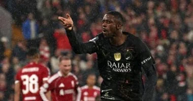 ليفربول يخرج من دوري الأبطال بهزيمة أمام باريس سان جيرمان
