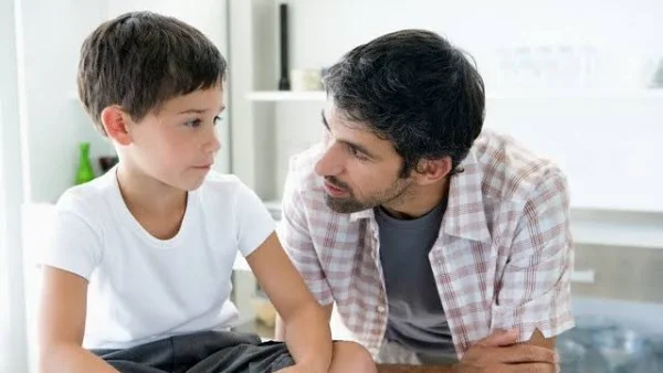 القهر الذي يعانيه الأب المصري وفق نيني المغربي