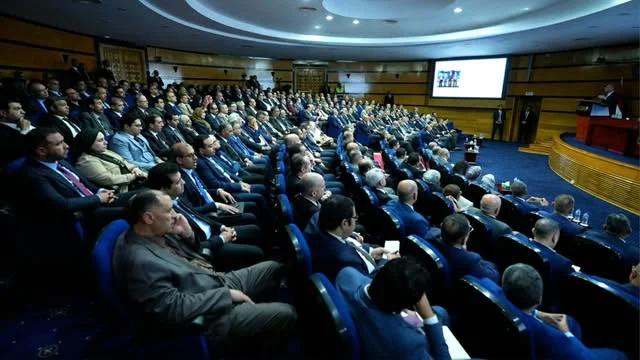 وزير البترول يبحث زيادة الإنتاج وتعزيز الاستكشاف