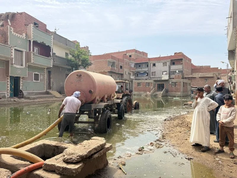 معالجة مشاكل الصرف الصحي في قرية السنباط